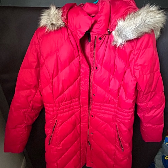 Talbots Vibrant Red Puffer Coat with Faux Fur Hood - Picture 1 of 3